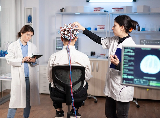 Why Choose Neurofeedback Therapy in Sherman Oaks